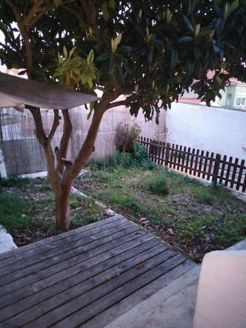 אלמאדה Lisbon View Village מראה חיצוני תמונה